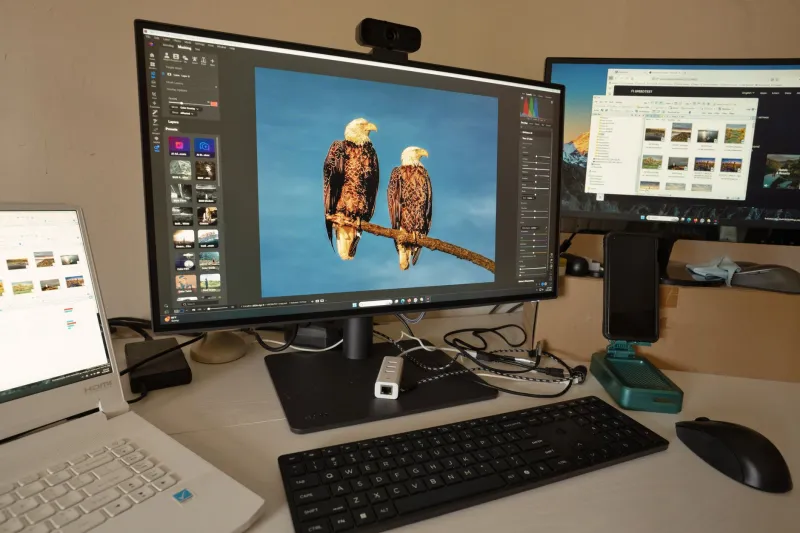 Dual Screen, Single Focus: Are You Actually Competing or Just Performing?