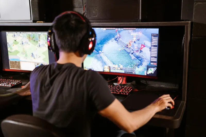 Two Accounts, Half the Progress: The Hidden Cost of Running a Smurf